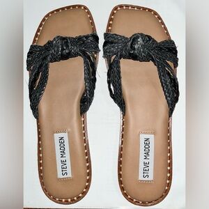 NWOT Steve Madden Black Braided SquareToe Sandals, braid & knot in front. Sz 6
